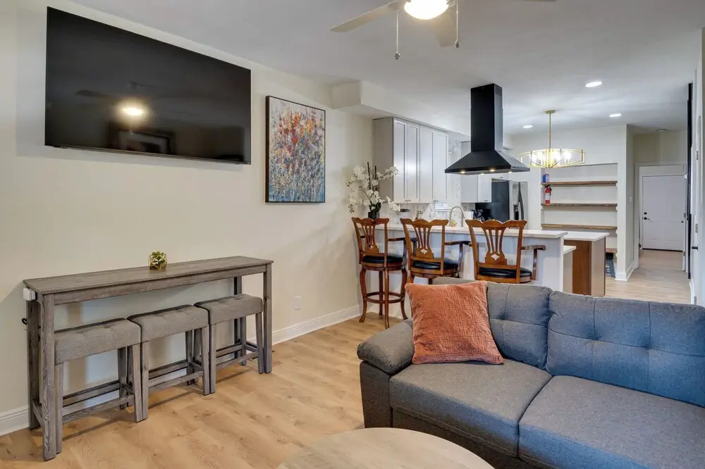 3 Mi to Dtwn: Dual-unit Home in Indianapolis!