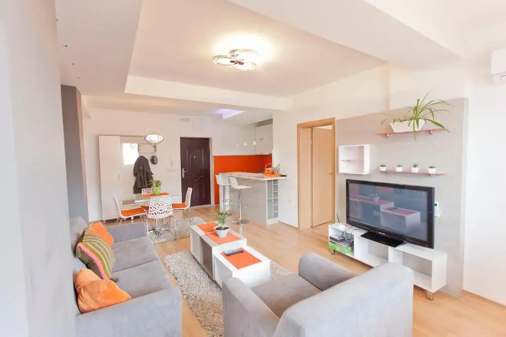 Tina Apartments