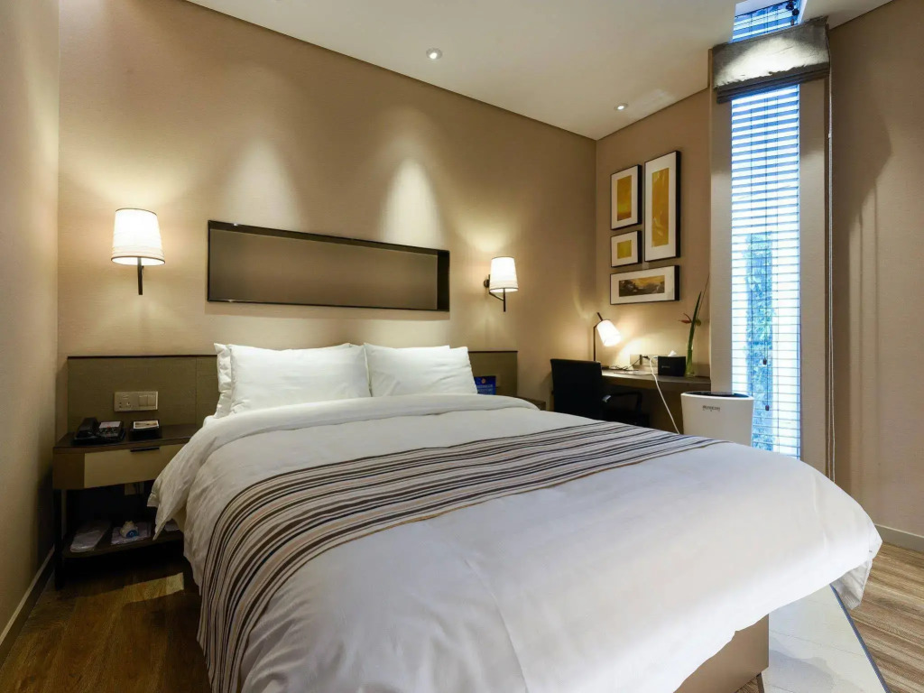 Homeinn Plus City Center