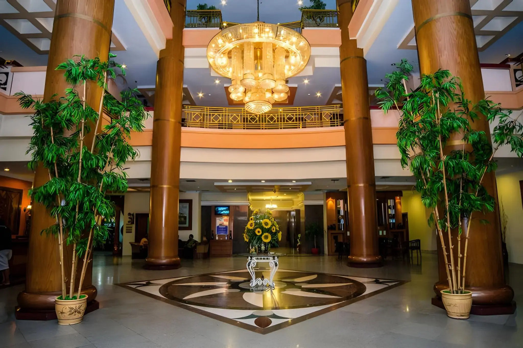Abadi Hotel & Convention Centre