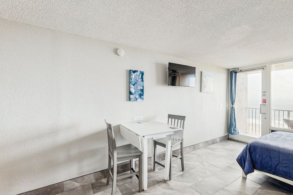 Daytona Pirates Cove 3270-salt Air Cove