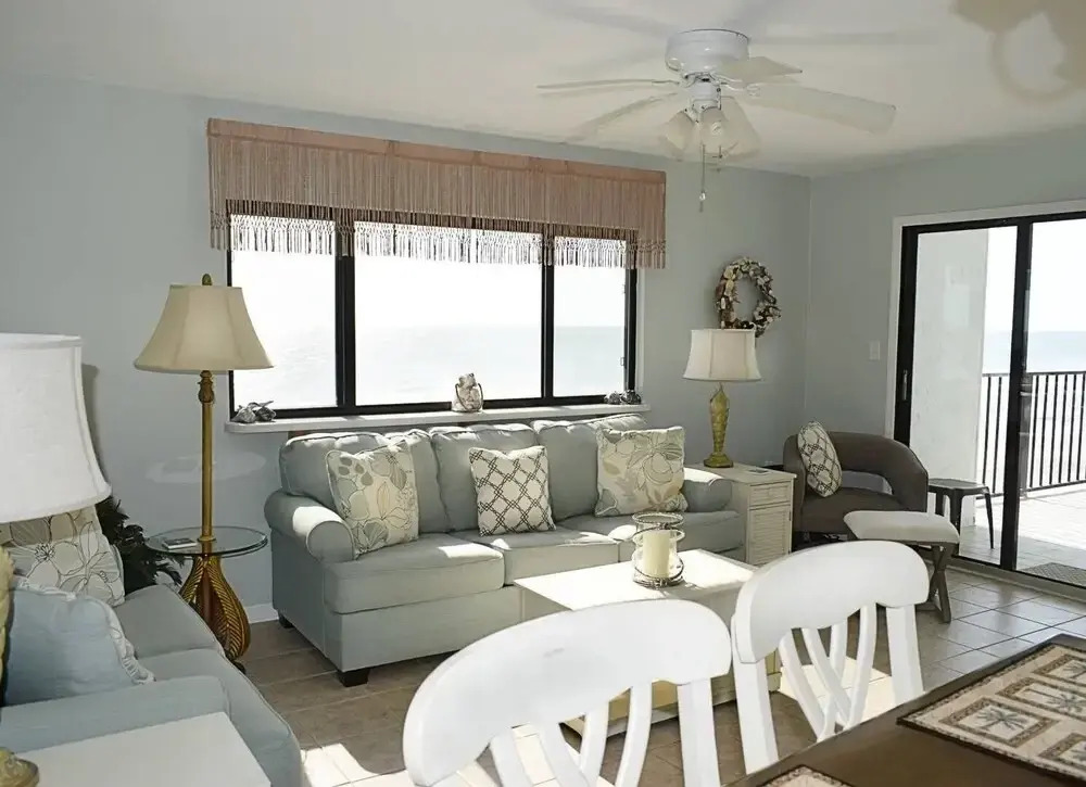 Shalimar 3b 2 Bedroom Condo by RedAwning