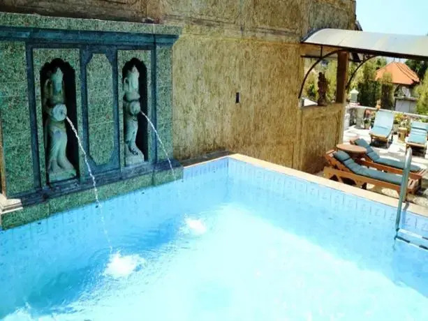 Semawang Beach Hotel