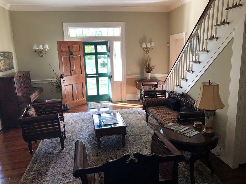 The Elizabethtown Inn