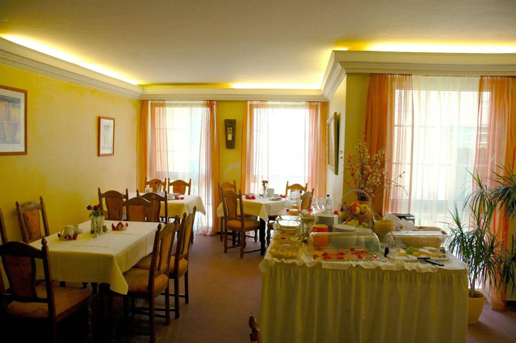 Zum neuen Schwan