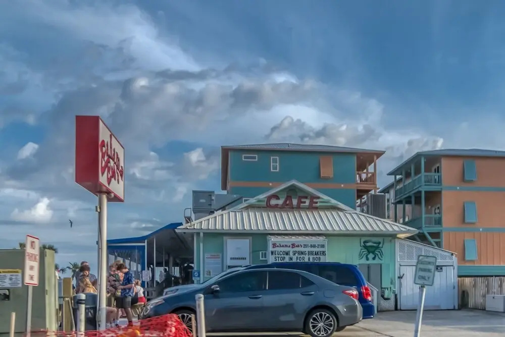 The Cotton Candy Beach House 3 Bedroom Cottage by Redawning