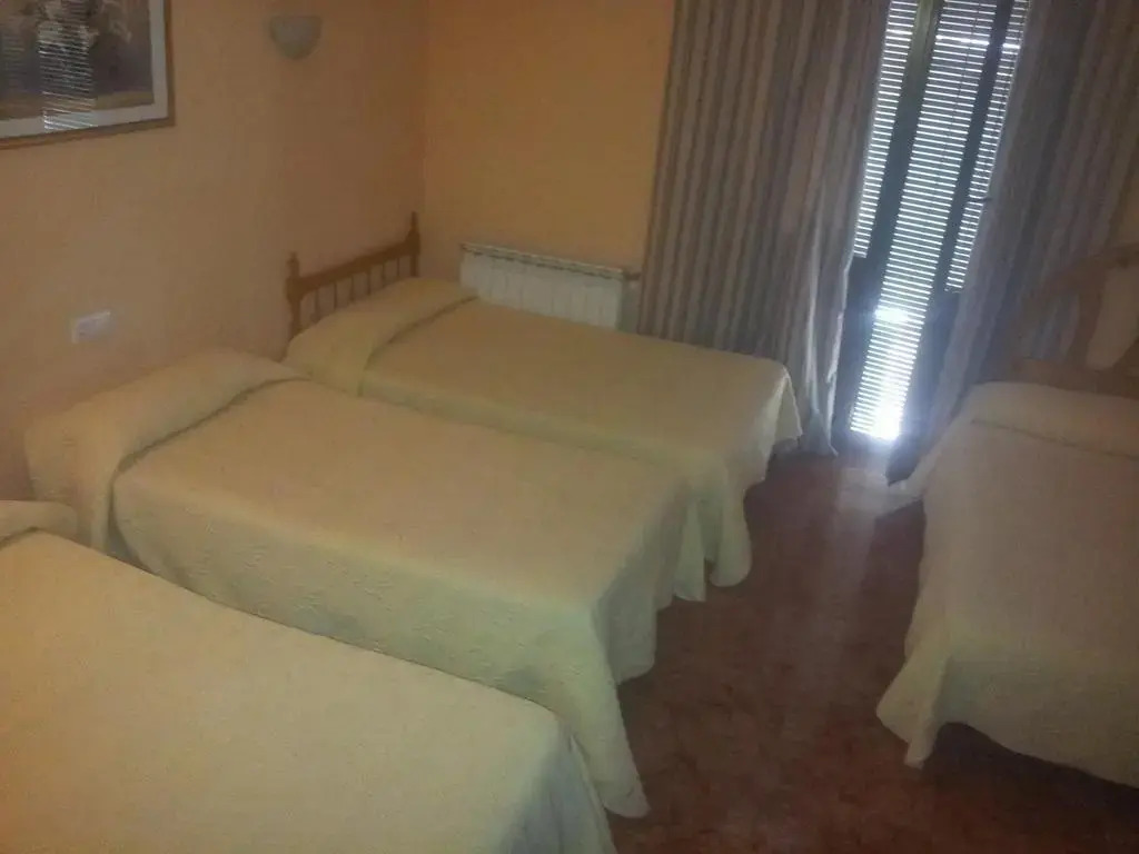 ROOMS Los MONTES
