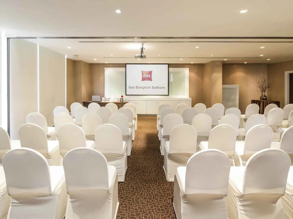 ibis Bangkok Sathorn