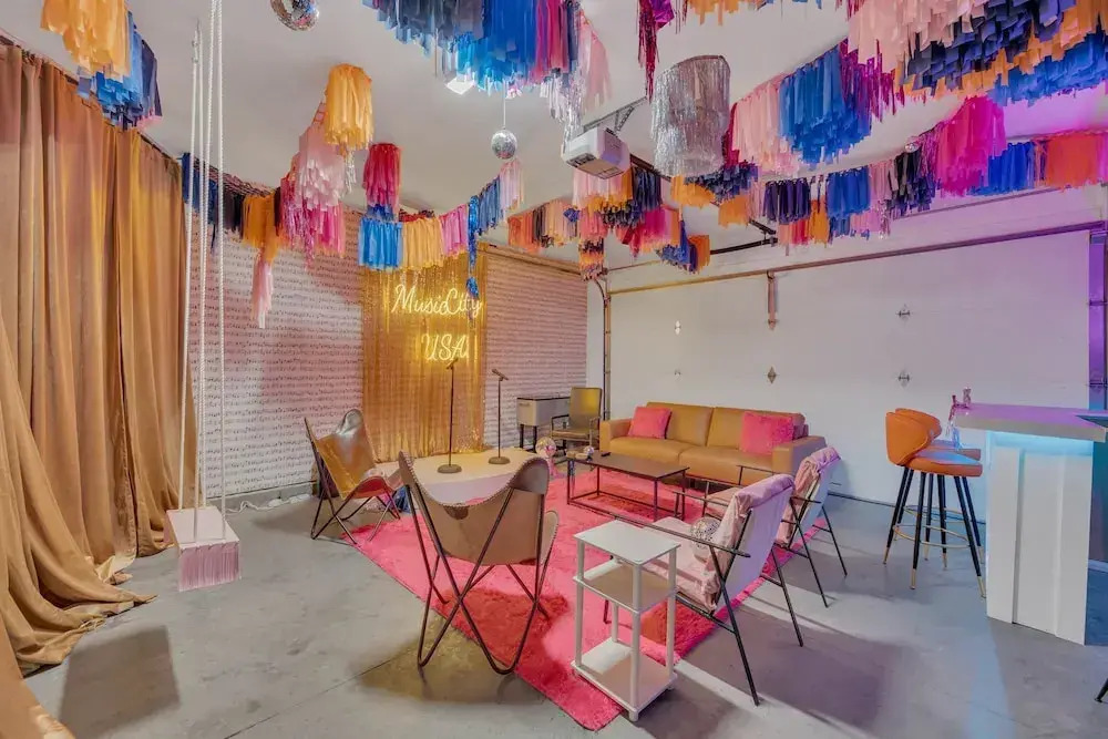 Brand New City Views Karaoke Room Near Downtown