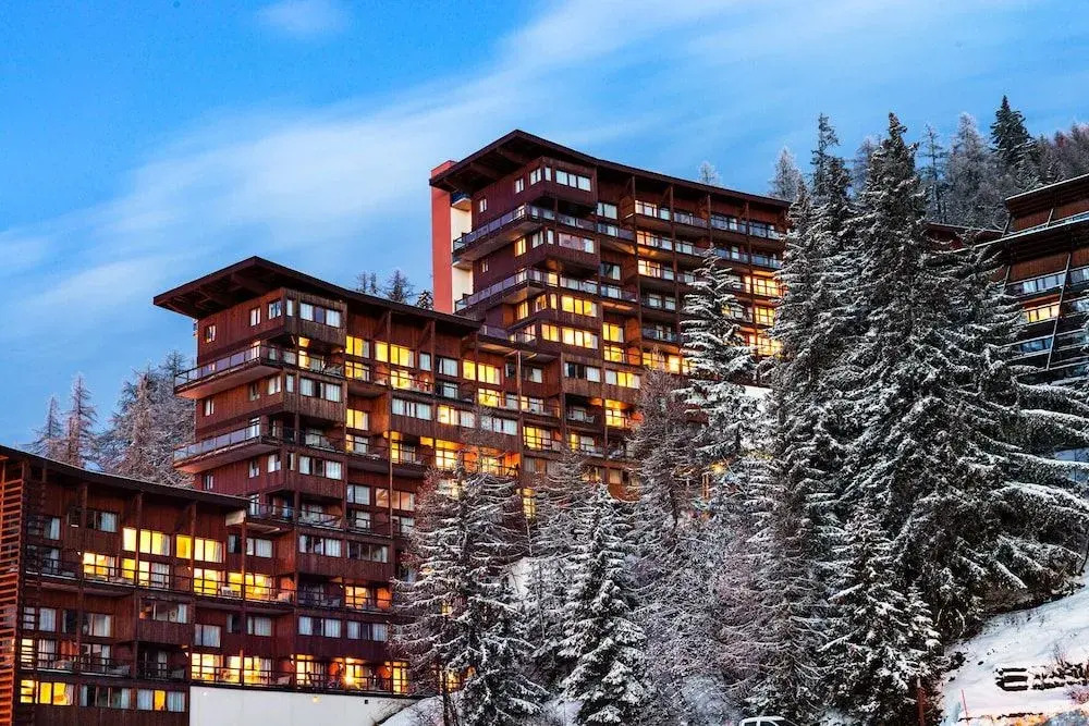 Skissim Premium - Résidence Le Roc Belle Face 4*by Travelski