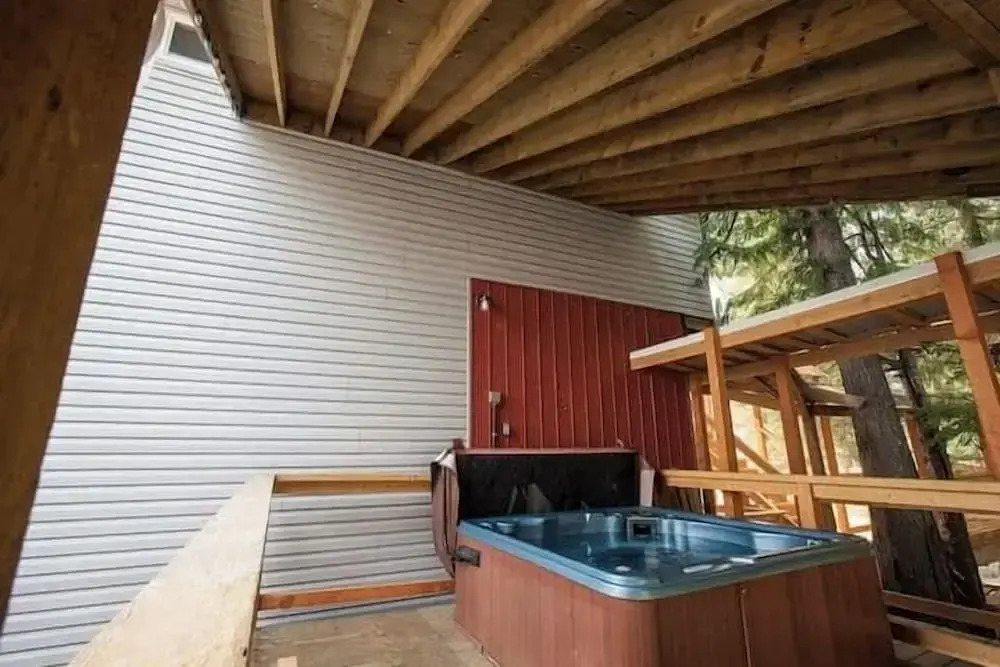 Kings Den resort