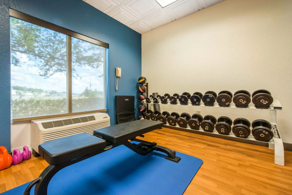 Comfort Inn & Suites Orlando North