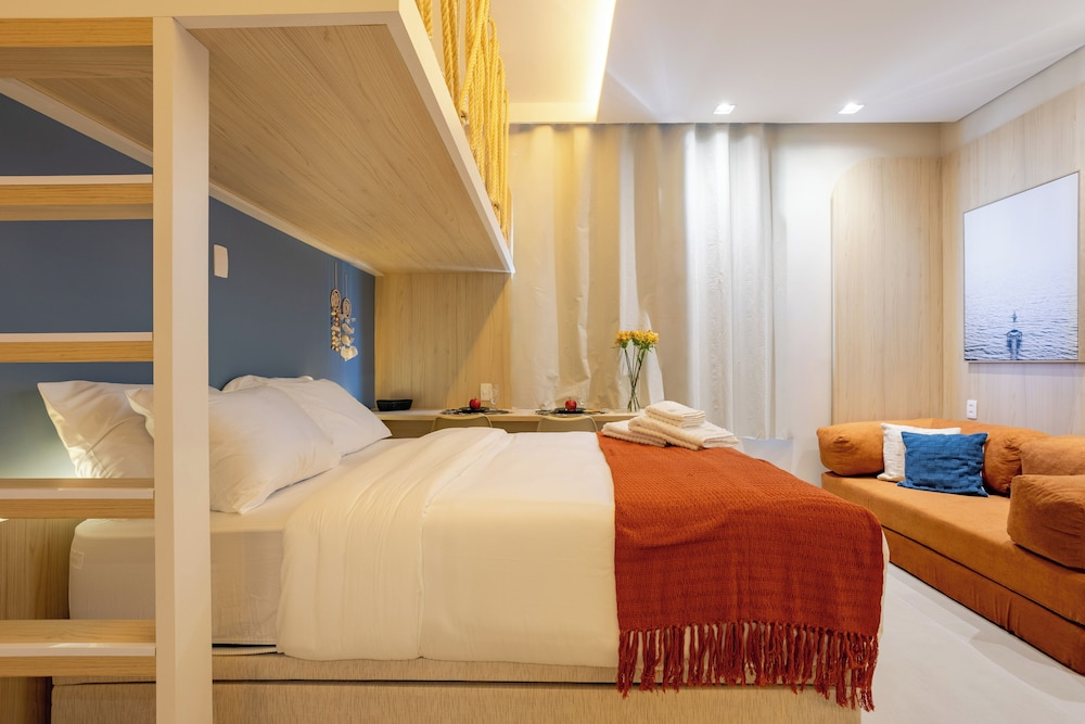Stay Home Luxo | 1min Praia Gonzaga | Rooftop, Piscina, Sauna & Gym