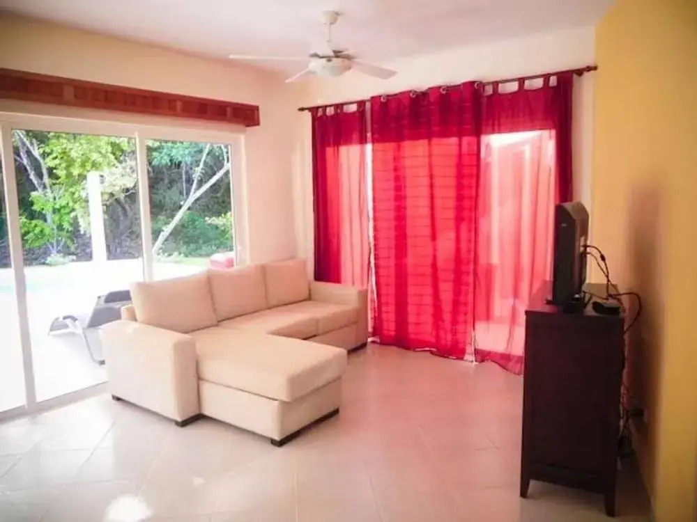 Quiet, Private 2 Bedroom Villa a few Minutes From Downtown Sosua Town and Beach