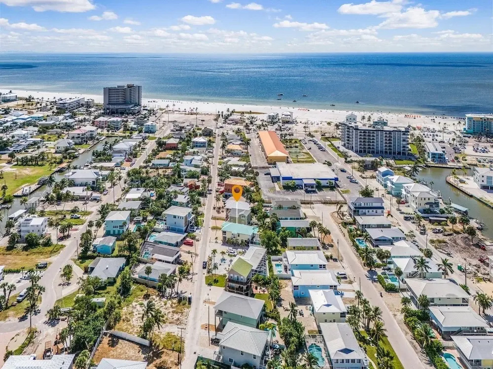241 Miramar Waves: 3br W/ Heated Pool 3 Bedroom Home