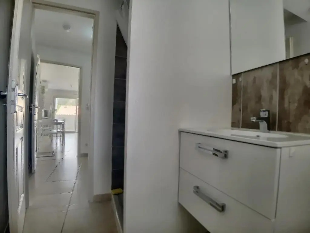 Studio Saintes-Maries-de-la-Mer, 2 pièces, 4 personnes - FR-1-475-65