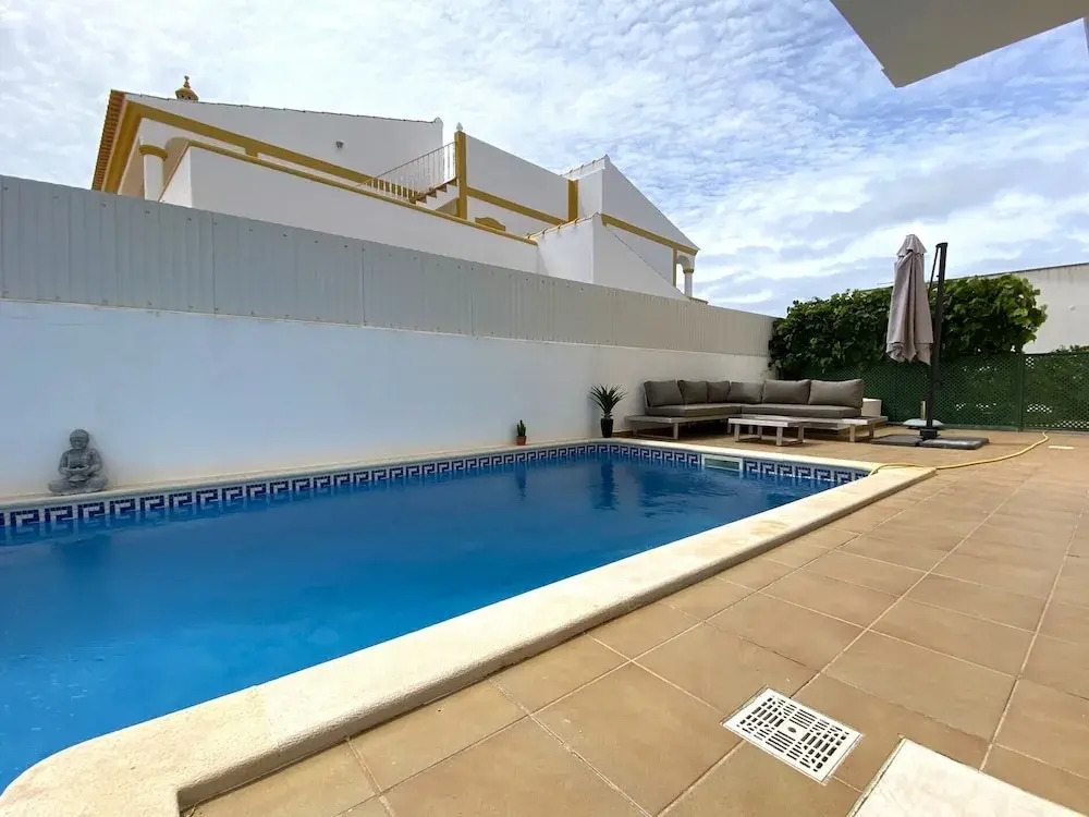 Pêra Amazing Villa With Pool by Homing