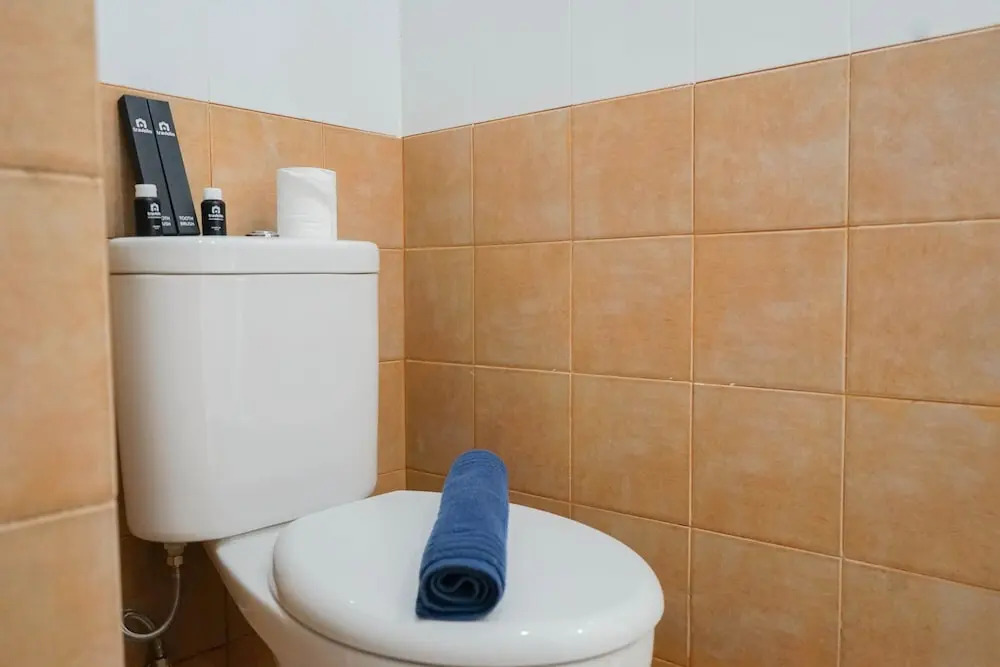 Great Choice and Comfy 2BR Green Pramuka City Apartment By Travelio