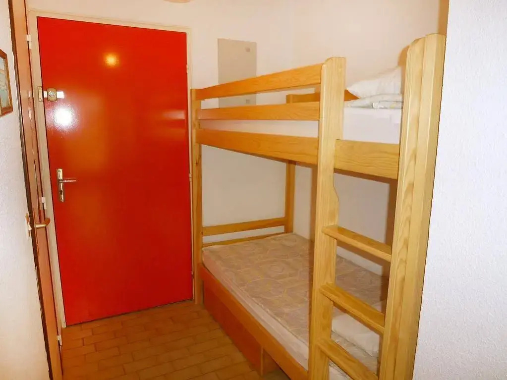 Studio Los Amigos-9 by Interhome