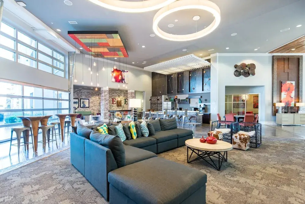 WanderJaunt - Luxe Tempe Apartments