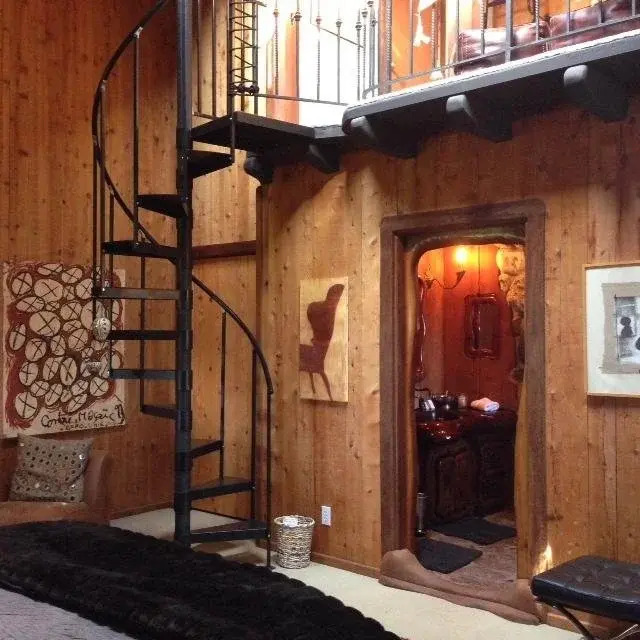 Inn Paradiso