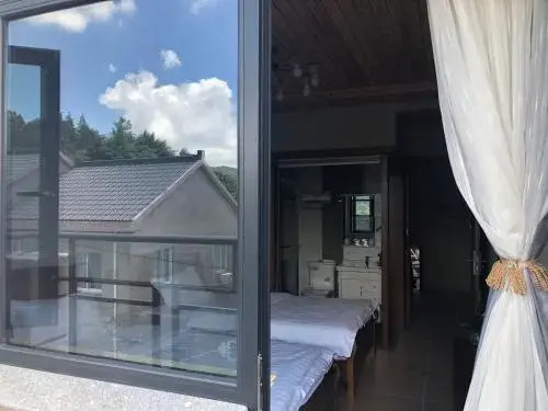 Xiangshan Shanhai Yishe Guesthouse