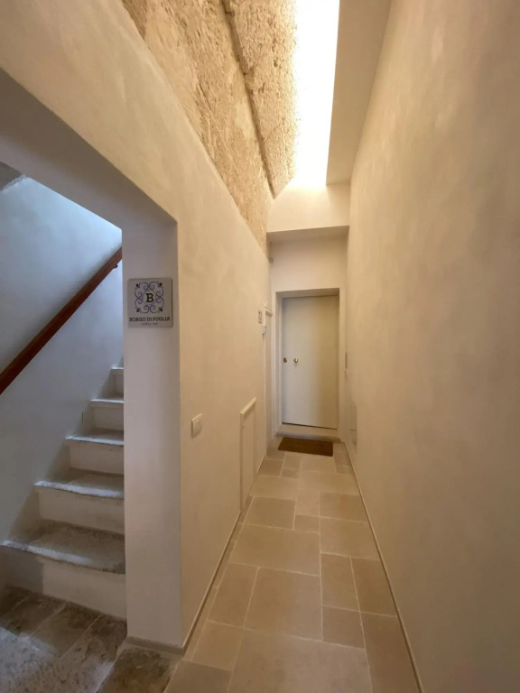Apartment suitable for couples of friends or families, excellent location, luxurious, private atrium-Mariachiara by Dimore Garibaldi