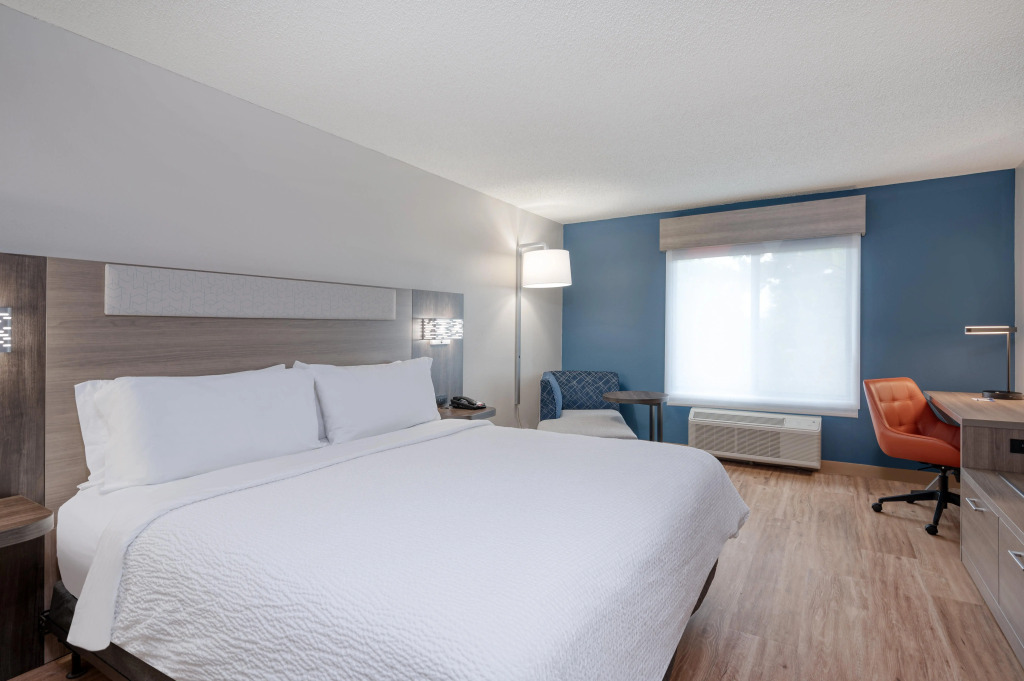 Holiday Inn Express Hotel & Suites Columbia-I-20 at Clemson Road by IHG