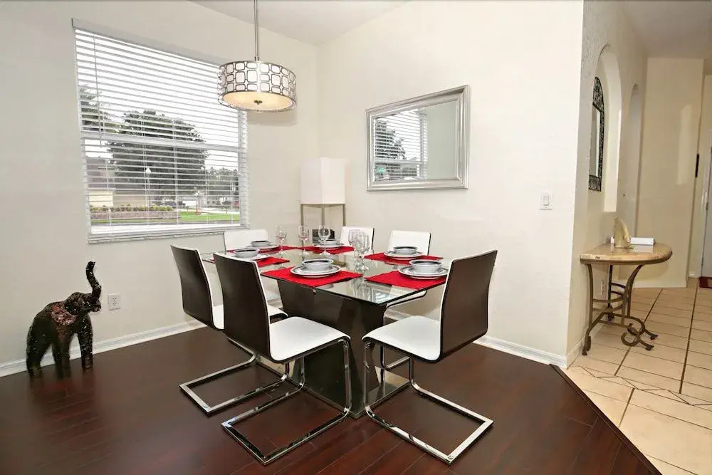 Oxford House #230890 - 5 Br home