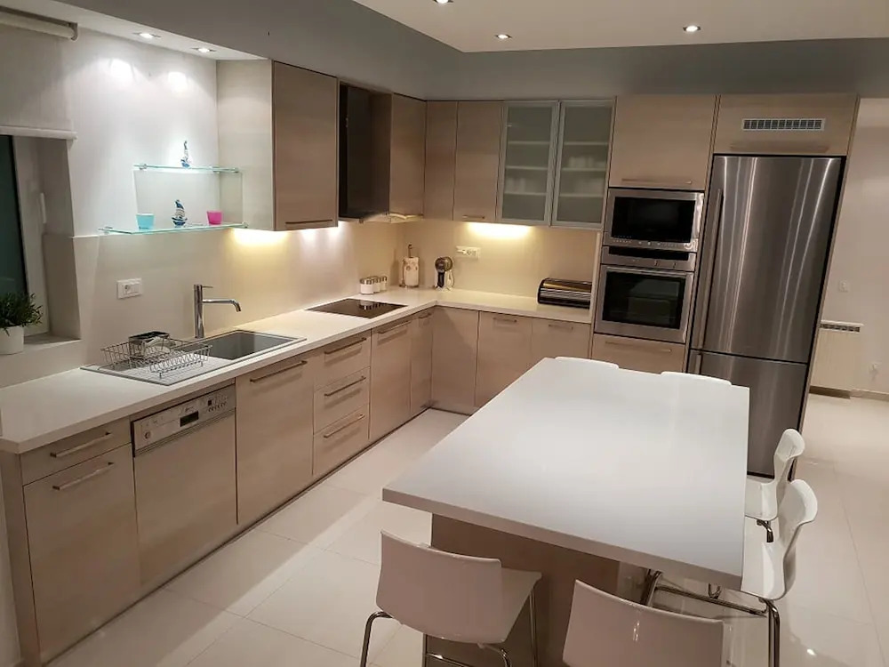 Luxurious Suite Athena Near To Beach