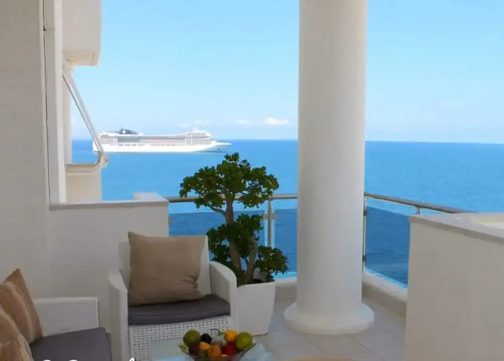 Limani Deluxe Apartments