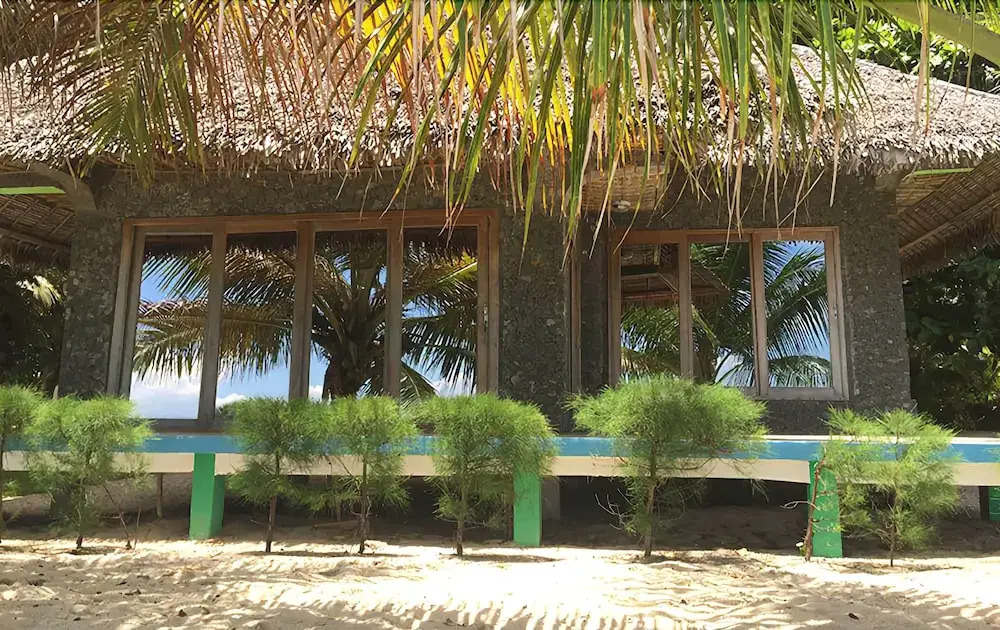 Adonys Eden Lodge