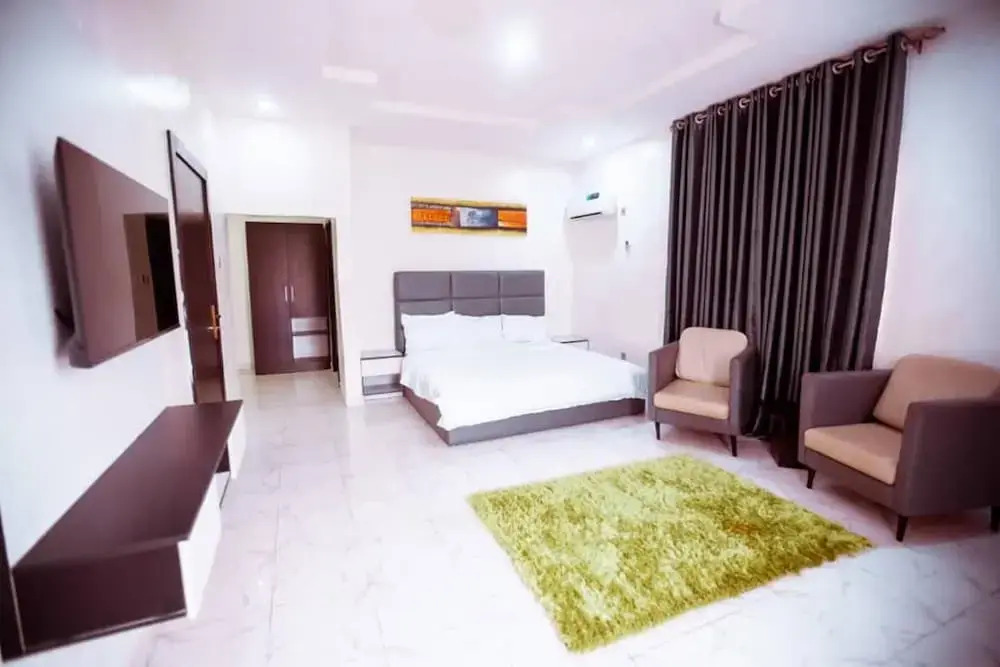 Stunning 2-bed Apartment in Lagos
