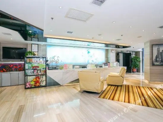 Gulong Hotel (Hanzhong High-speed Railway Station Wanbang)