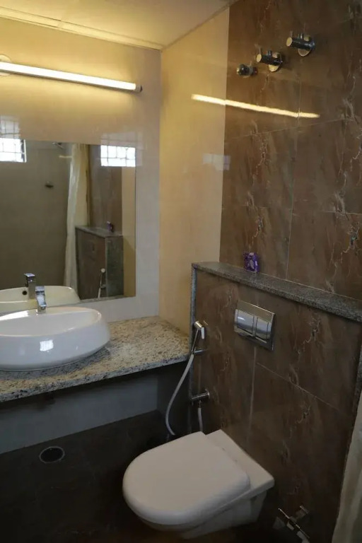 Hotel Raj Residency