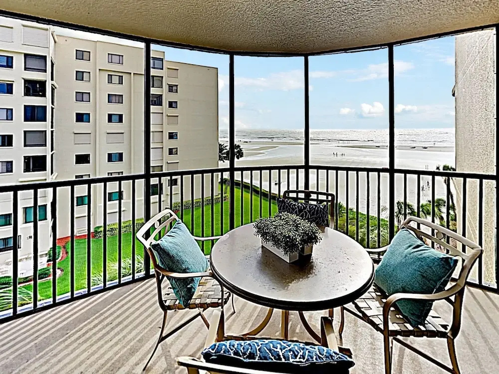 New Listing! All-suite Beach Getaway W/ Pool 2 Bedroom Condo