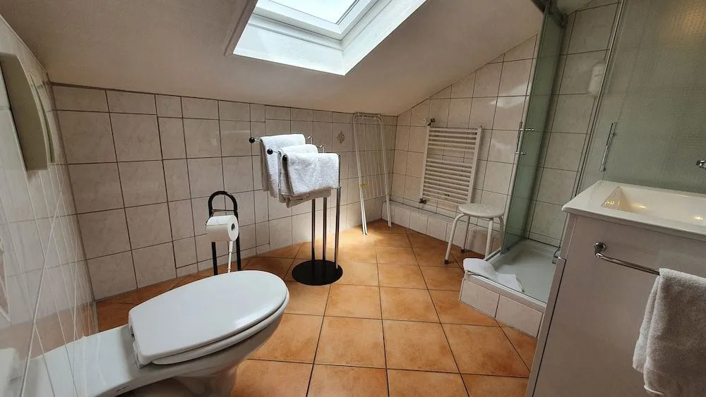 Casa Cristina- Kurpension Und Appartements