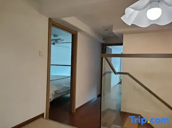 Badaling Guanshanyue Loft Villa