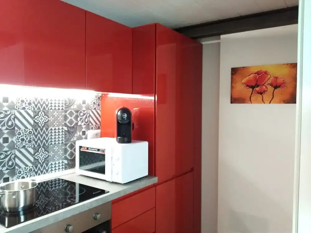 Kibilu - Viale Bligny Red