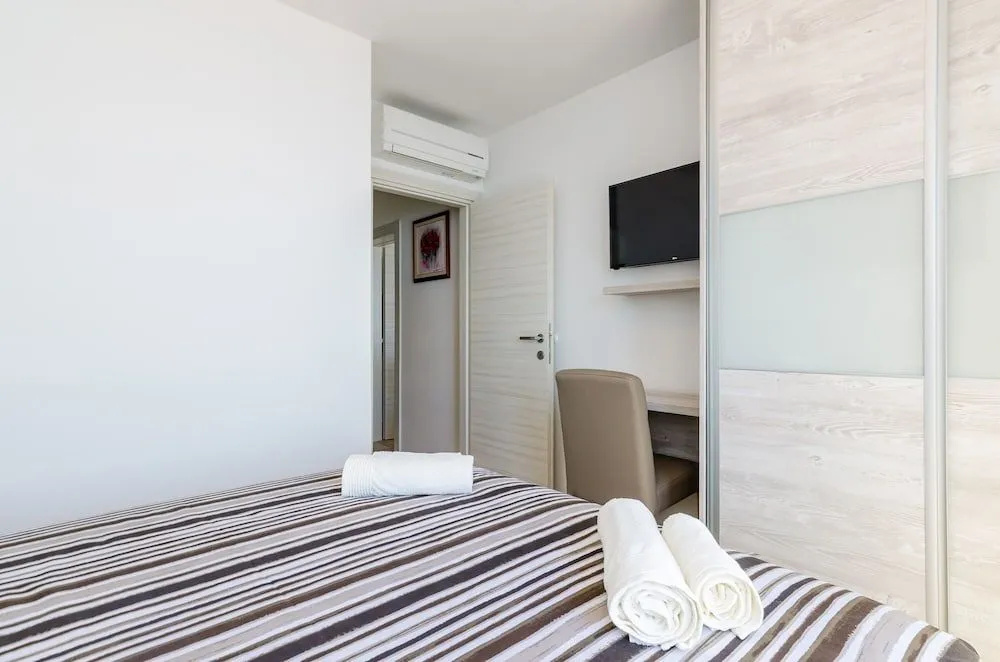 Apartments Lazarin