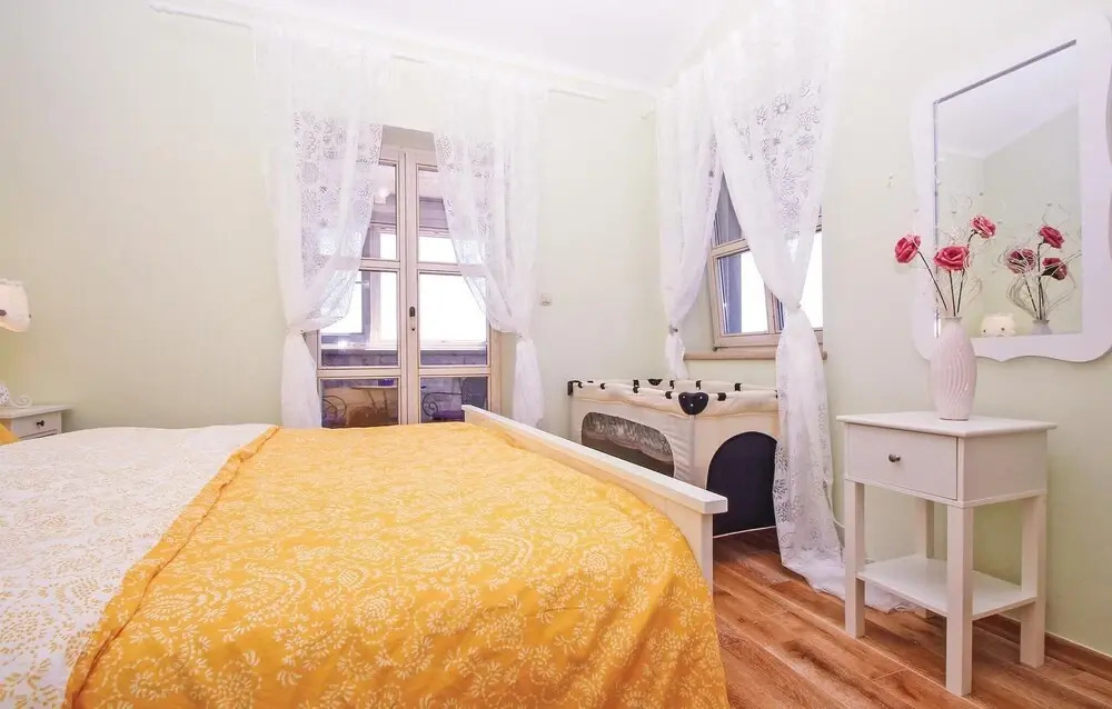Nice Home In Malinska