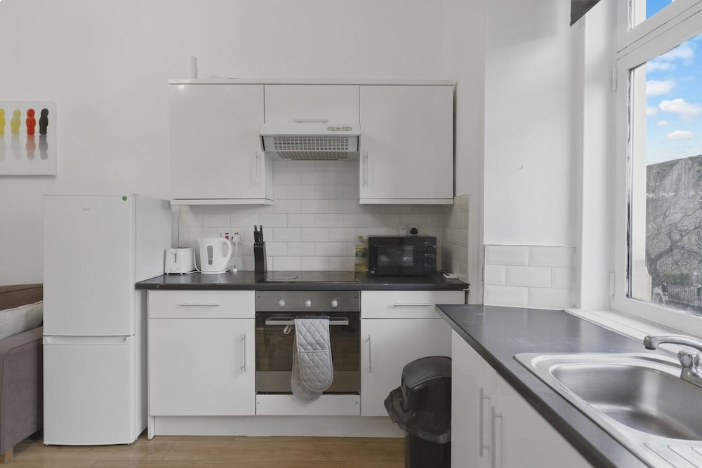Prime City Centre Apartment 2BR