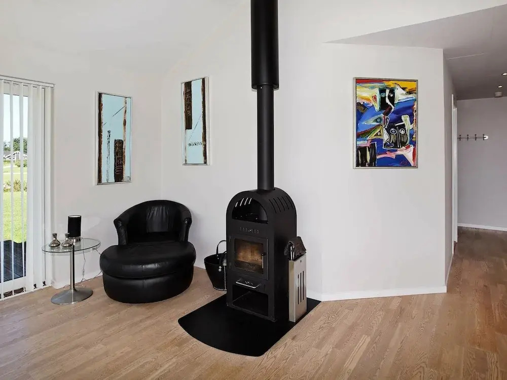 Spacious Holiday Home in Hemmet With Relaxing Whirlpool