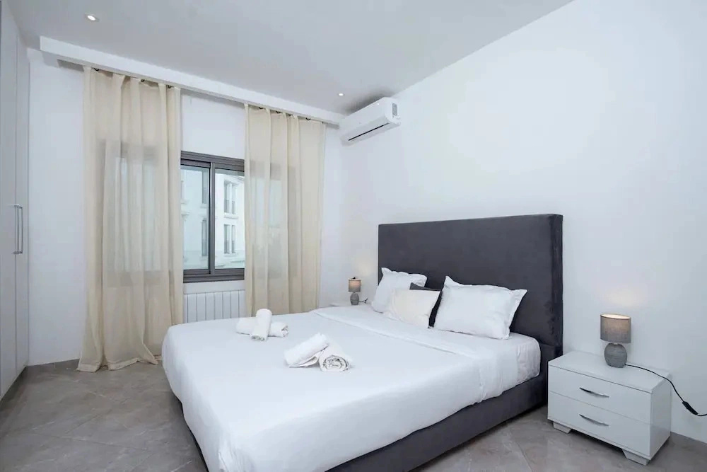 Cozy Stay With Balcony View in La Marsa
