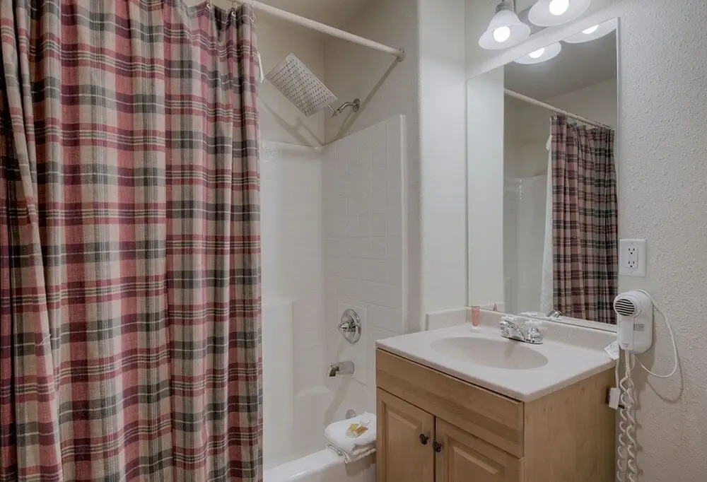 5985 Hidden River Lodge 2 Bedroom Condo by Redawning