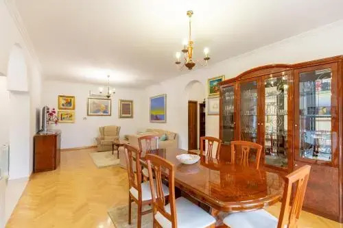 Villa Mozara