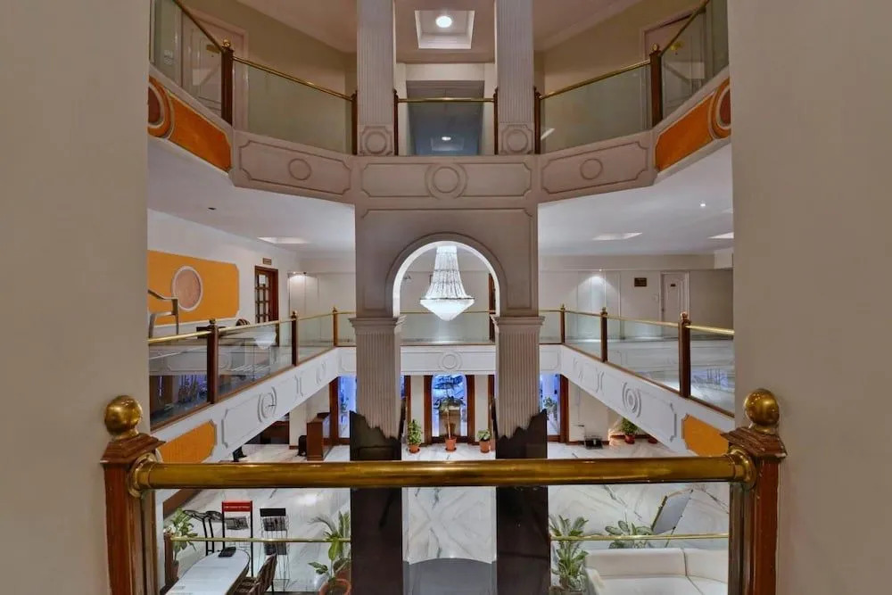 Lemon Tree Hotel Bhopal
