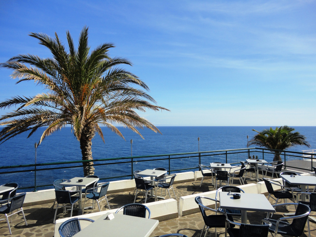 Hotel Roca Mar