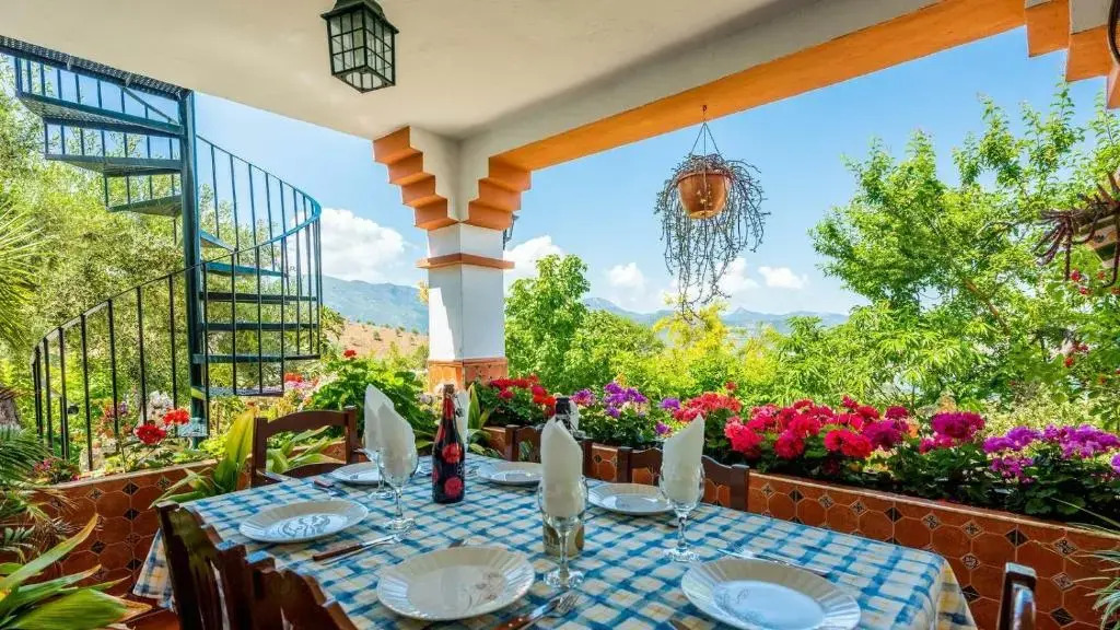 Casa Los Cactus El Gastor by Ruralidays