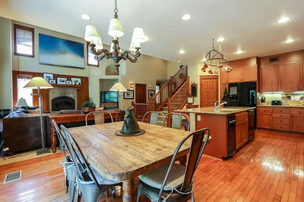 Timbers 6 4 Bedrooms 3.5 Bathrooms Townhouse